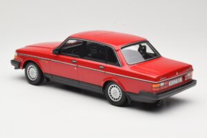 Volvo 240 GL ダークレッド Minichamps 1:18 166171401 メタル - 画像 5/6