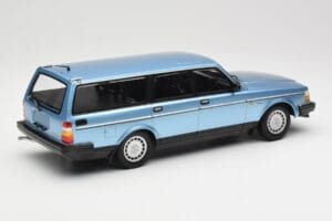 Volvo 240 GL Estate Blue Metallic Minichamps 1:18 155171414 メタル - 画像 2/6