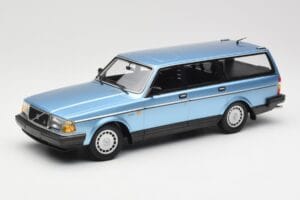 Volvo 240 GL Estate Blue Metallic Minichamps 1:18 155171414 メタル