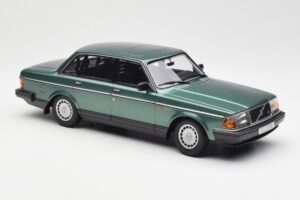 Volvo 240 GL グリーンメタリック Minichamps 1:18 155171400 メタル - 画像 4/6
