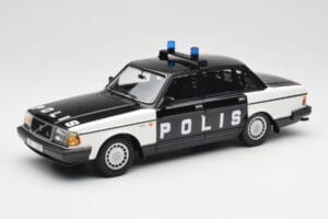 Volvo 240 GL Polis Sweden ブラック Minichamps 1:18 155171497 メタル
