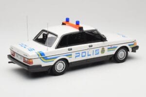 Volvo 240 GL Polis Sweden Minichamps 1:18 155171490 メタル - 画像 2/6