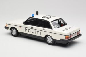 Volvo 240 GL Politi Denmark Minichamps 1:18 155171495 メタル - 画像 5/6