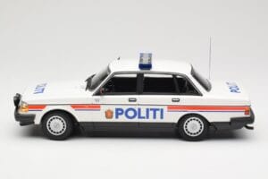 Volvo 240 GL Politi Norway Minichamps 1:18 155171491 メタル - 画像 3/6