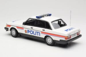 Volvo 240 GL Politi Norway Minichamps 1:18 155171491 メタル - 画像 5/6