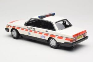 Volvo 240 GL Politie Netherlands Minichamps 1:18 155171498 メタル - 画像 5/6