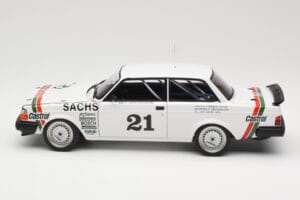 Volvo 240 Turbo #21 P. Stureson DTM Winner Wunstorf 1985 AUTOart 1:18 88592 メタル - 画像 4/8
