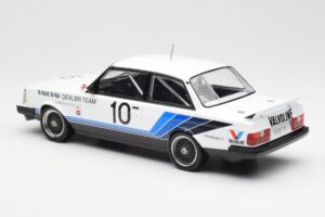 Volvo 240 Turbo #10 R. Francevic Winner ATCC 1986 IXO 1:18 18RMC176 メタル - 画像 5/6