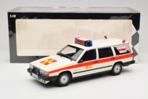 Volvo 740 GL Break ASB Köln Minichamps 1:18 155171794 メタル - 画像 6/6