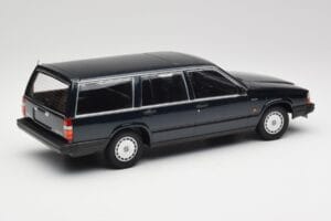 Volvo 740 GL エステート ダークグリーンメタリック Minichamps 1:18 155171771 メタル - 画像 2/6