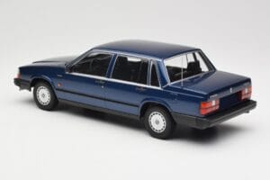 Volvo 740 GL Dark Blue Metallic Minichamps 1:18 155171701 メタル - 画像 5/6