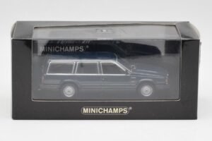 Volvo 740 GL Estate ブルーグリーン メタリック Minichamps 1:43 943171713 メタル - 画像 4/4