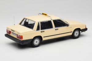 Volvo 740 GL タクシー ドイツ Minichamps 1:18 155171792 メタル - 画像 2/6