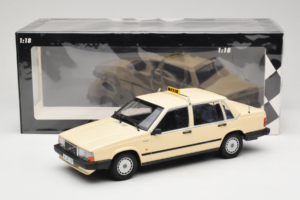 Volvo 740 GL タクシー ドイツ Minichamps 1:18 155171792 メタル - 画像 6/6
