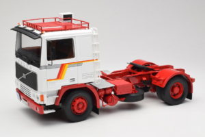 Volvo F12 ホワイト レッド Road Kings 1:18 RK180031 メタル