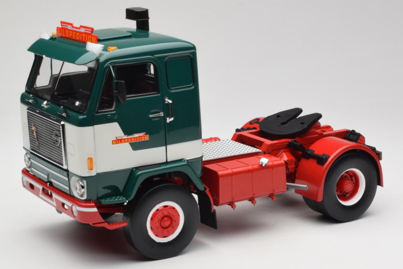 Volvo F88 Bilspedition グリーン ホワイト MCG 1:18 MCG18139 メタル