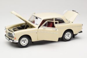 Volvo P121 Amazon ホワイト Revell 1:18 08866 メタル - 画像 2/8