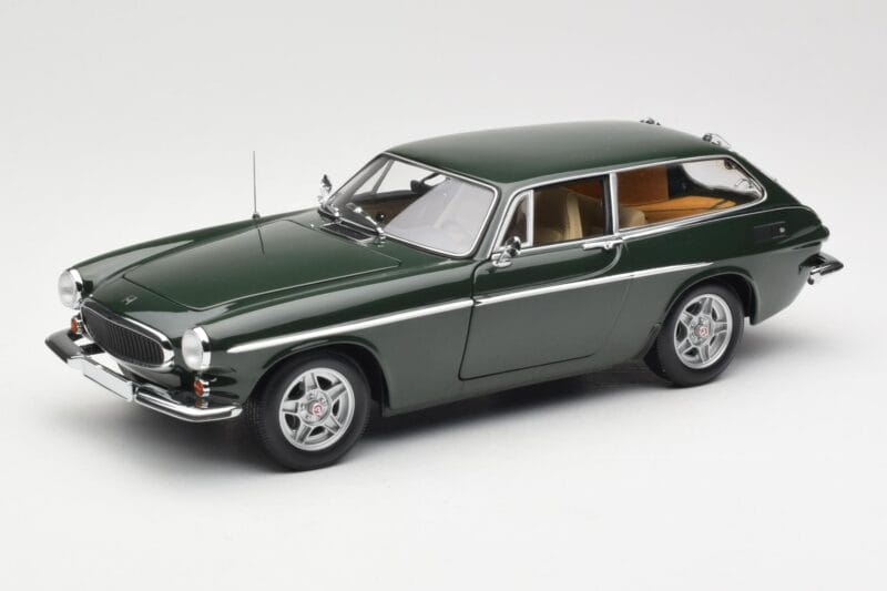 Volvo P1800 ES グリーン Minichamps 1:18 100171614 メタル