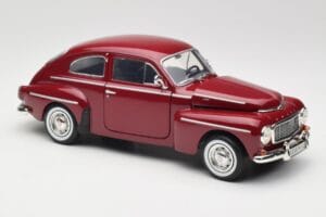 Volvo PV544 Cherry Red Revell 1:18 08887 メタル - 画像 6/8