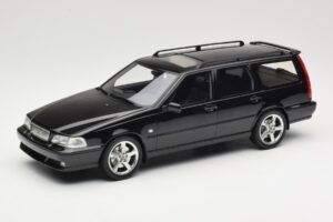 Volvo V70 R P80 ブラック DNA 1:18 DNA000232 メタル