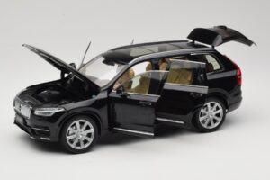 Volvo XC90 Onyx Black Paudi Model 1:18 9430842 メタル - 画像 2/8