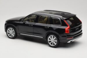 Volvo XC90 Onyx Black Paudi Model 1:18 9430842 メタル - 画像 7/8