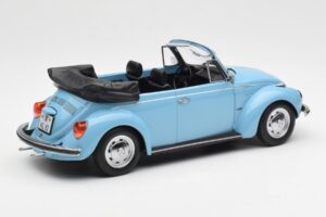 Volkswagen Beetle 1303 カブリオレ ライトブルー Norev 1:18 188531 メタル - 画像 2/6