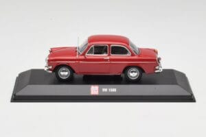 Volkswagen 1500 ルビーレッド Minichamps 1:43 VW001 メタル