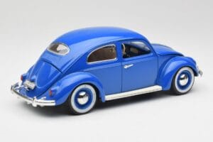 Volkswagen Beetle ブルー Bburago 1:18 23124646 メタル - 画像 3/8