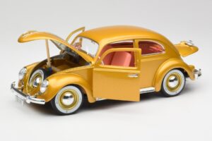 Volkswagen Beetle ゴールド Bburago 1:18 3361 メタル - 画像 2/8