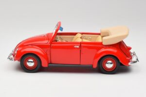 Volkswagen カブリオレ ルビーレッド Maisto 1:18 32826 メタル - 画像 4/8