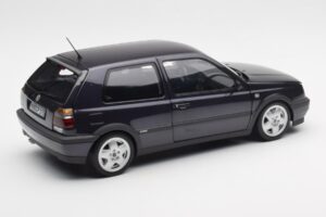 Volkswagen Golf Mk3 VR6 パープル メタリック Norev 1:18 188417 メタル - 画像 2/8