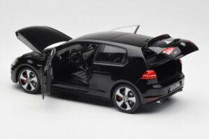 Volkswagen Golf Mk7 GTI ブラック Norev 1:18 188550 メタル - 画像 5/8