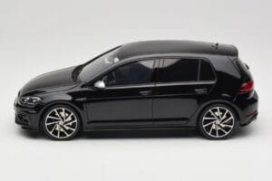 Volkswagen Golf R Mk7 Deep Black Otto 1:18 OT417 レジン - 画像 3/6