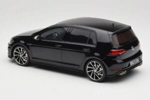 Volkswagen Golf R Mk7 Deep Black Otto 1:18 OT417 レジン - 画像 5/6