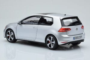Volkswagen Golf GTI Mk7 Reflex シルバー Norev 1:18 188551 メタル - 画像 7/8