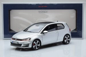 Volkswagen Golf GTI Mk7 Reflex シルバー Norev 1:18 188551 メタル - 画像 8/8