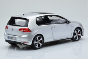 Volkswagen Golf GTI Mk7 Reflex シルバー Norev 1:18 188551 メタル - 画像 3/8