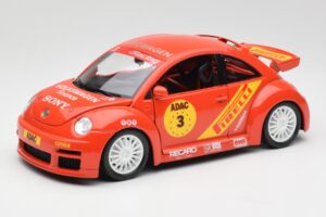 Volkswagen New Beetle Cup Bburago 1:18 3329 メタル