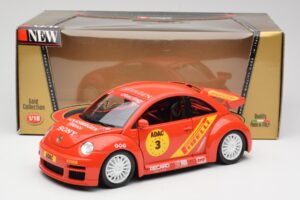 Volkswagen New Beetle Cup Bburago 1:18 3329 メタル - 画像 8/8