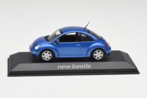 Volkswagen New Beetle サテライトブルー Minichamps 1:43 430058004 メタル