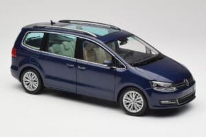 Volkswagen Sharan 7N シャドー ブルー メタリック Minichamps 1:18 110051100 メタル - 画像 6/8