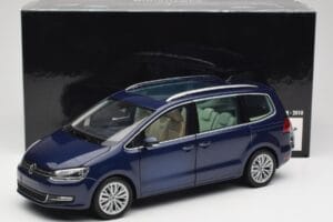 Volkswagen Sharan 7N シャドー ブルー メタリック Minichamps 1:18 110051100 メタル - 画像 8/8