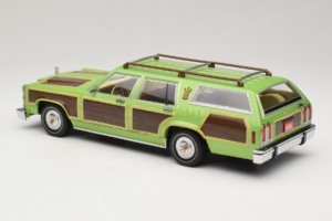 Wagon Queen Family Truckster National Lampoon's Vacation GreenLight 1:18 19013 メタル - 画像 5/6