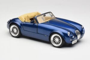 Wiesmann Roadster MF3 ブルー Revell 1:18 08861 メタル - 画像 6/8