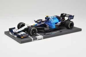 Williams Racing Mercedes FW43B #6 N. Latifi Saudi Arabian GP 2021 Minichamps 1:18 117212206 メタル - 画像 2/6