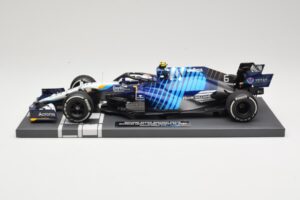 Williams Racing Mercedes FW43B #6 N. Latifi Saudi Arabian GP 2021 Minichamps 1:18 117212206 メタル