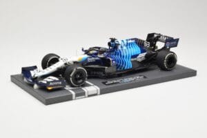 Williams Racing Mercedes FW43B #63 G. Russell Saudi Arabian GP 2021 Minichamps 1:18 117212263 メタル - 画像 2/6