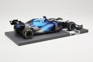 Williams Racing Mercedes FW43B #63 G. Russell Saudi Arabian GP 2021 Minichamps 1:18 117212263 メタル - 画像 3/6