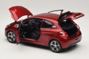 Peugeot 208 GTI Rubis Red Norev 1:18 184700 メタル - 画像 5/8